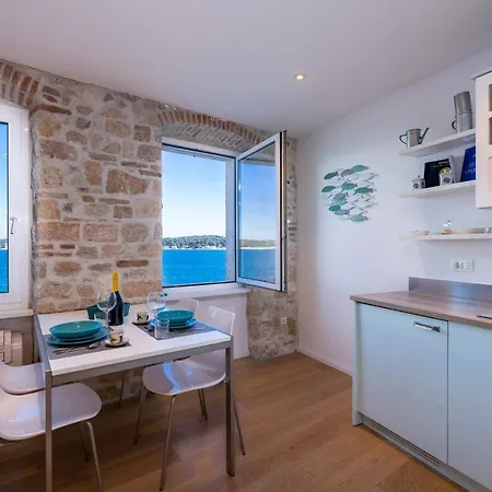 Blue Sea View شقة روفينج